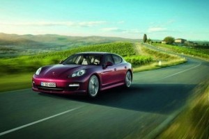 OFICIAL: Noul Porsche Panamera V6