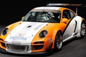 Geneva LIVE: Porsche 911 GT3 R Hibrid