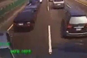 VIDEO:  Accident pe o autostrada din China
