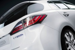 Lexus CT-200h va fi cea mai sigura masina din segmentul compact