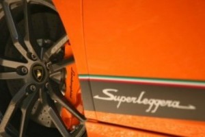 Lamborghini renunta la cutia manuala si la turbo
